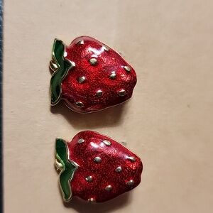 Avon Very Berry Strawberry Clip On Earrings Vintage 90s